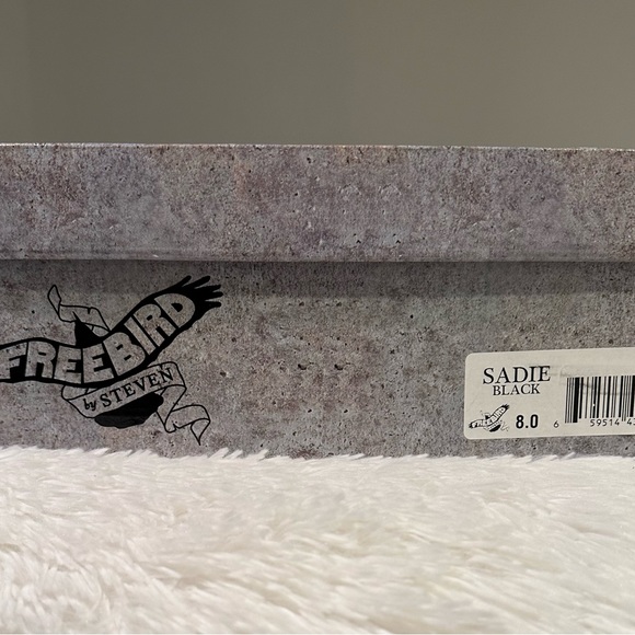 Freebird by Steven Sadie shoe, size 8 in black. - Picture 6 of 7